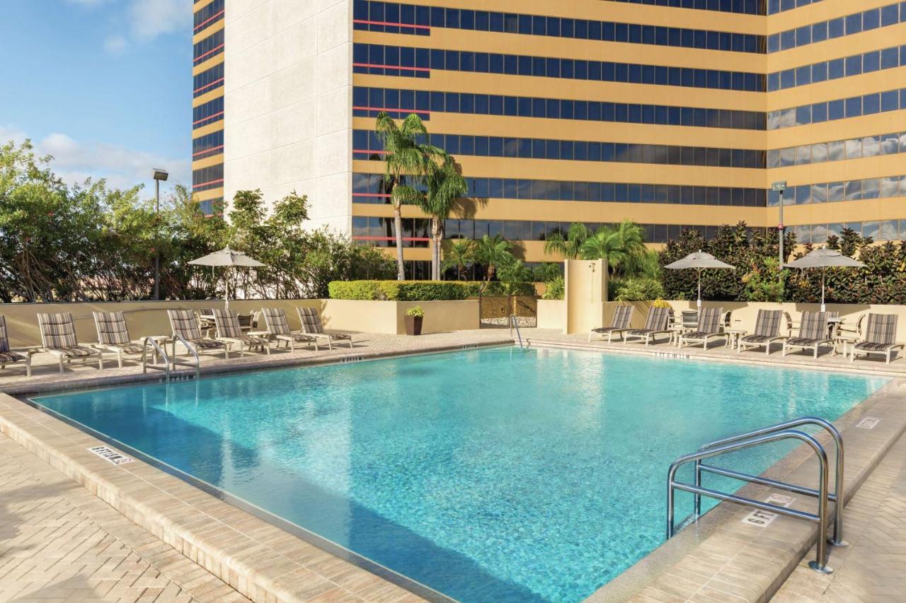 Doubletree By Hilton Orlando Downtown Hotell Exteriör bild
