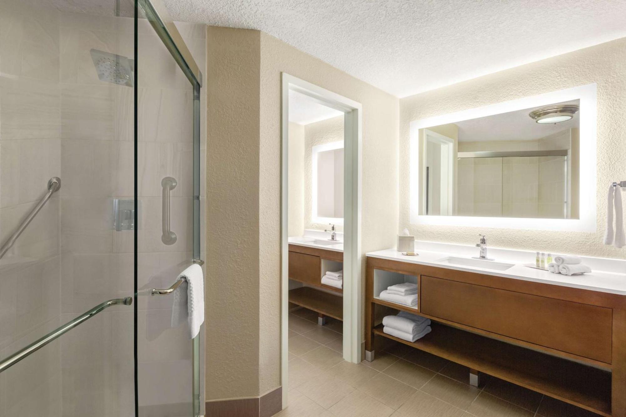 Doubletree By Hilton Orlando Downtown Hotell Exteriör bild